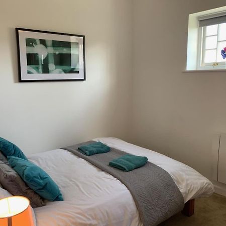 Ashbrook Lewis - Two Bedroom, Two Bathroom Cottage Nr Harwell Oxford Didcot Exterior photo